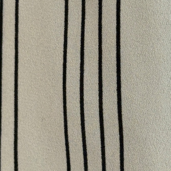 Who What Wear Striped Sleeveless Blouse, High -Low Hem, Raw Trim Detail, Size 1X - Picture 5 of 5